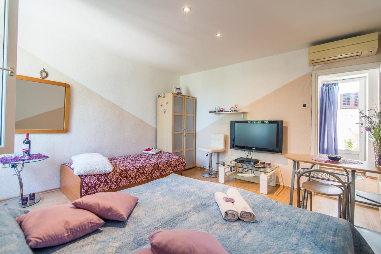 Apartma Marley *